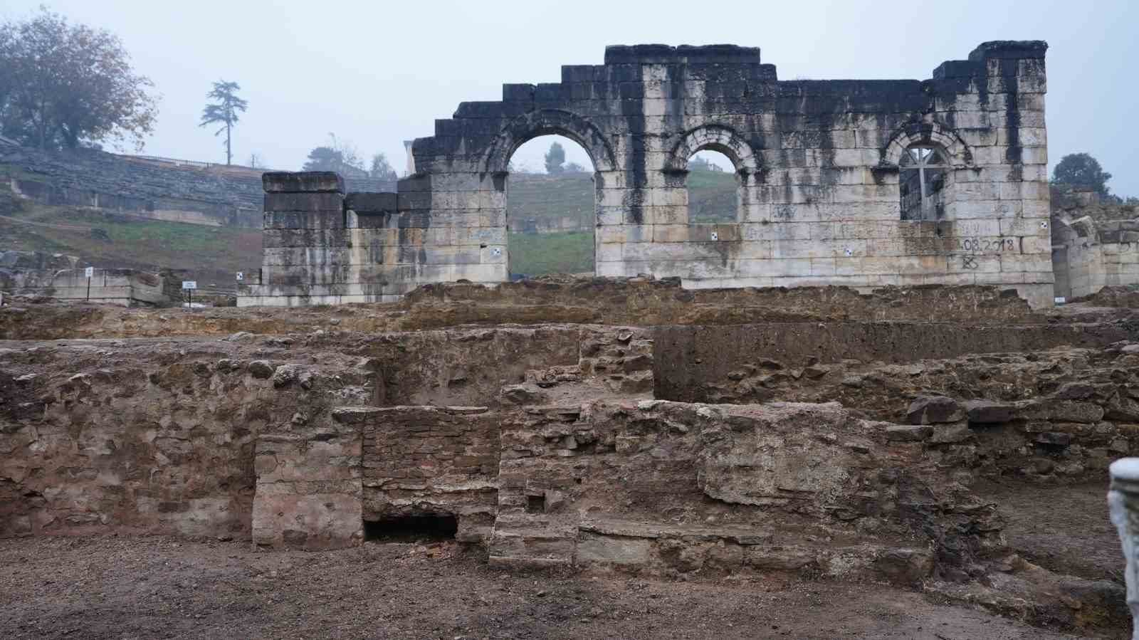 Kazdıkça tarih fışkırıyor
