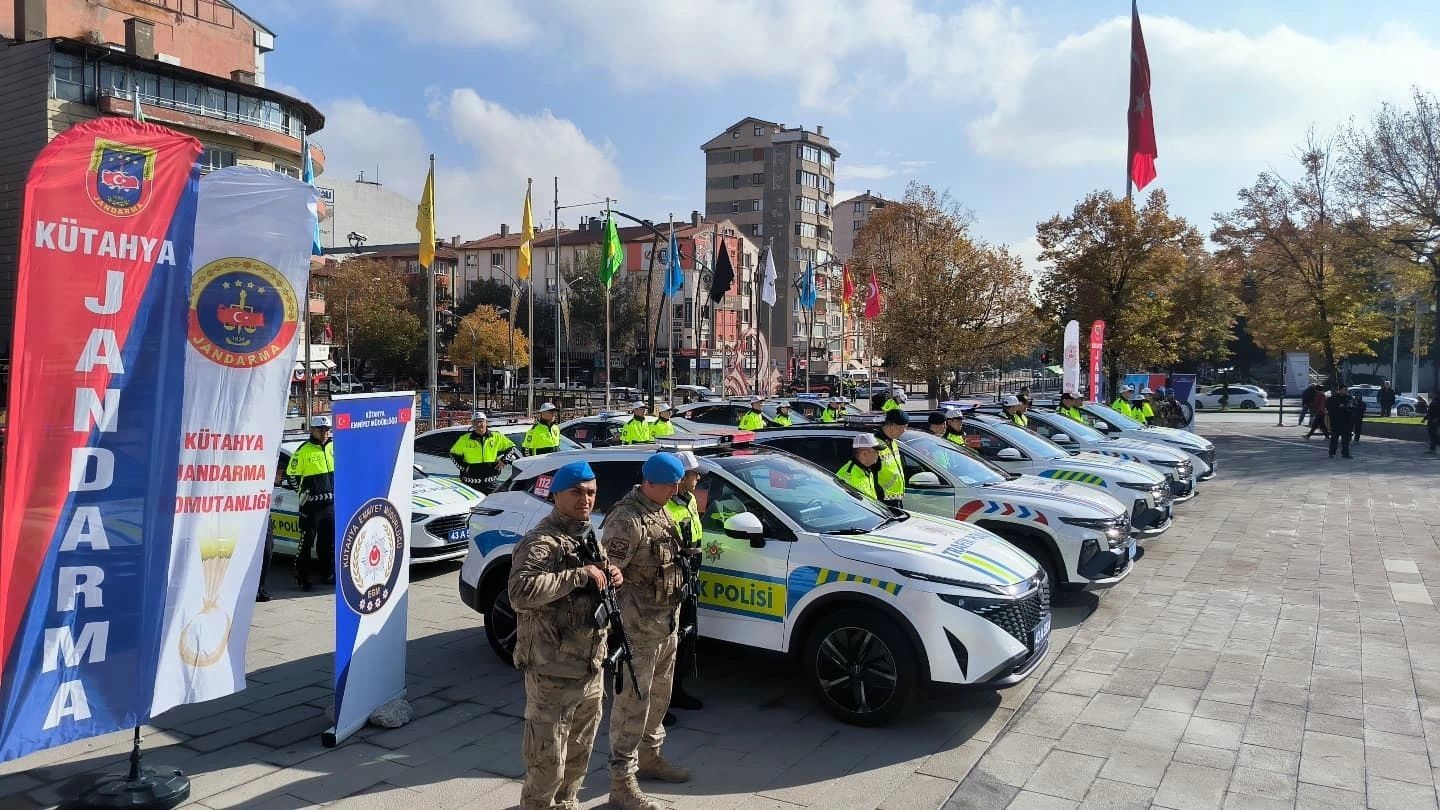 Kütahya’da polis ve jandarmaya araç takviyesi
