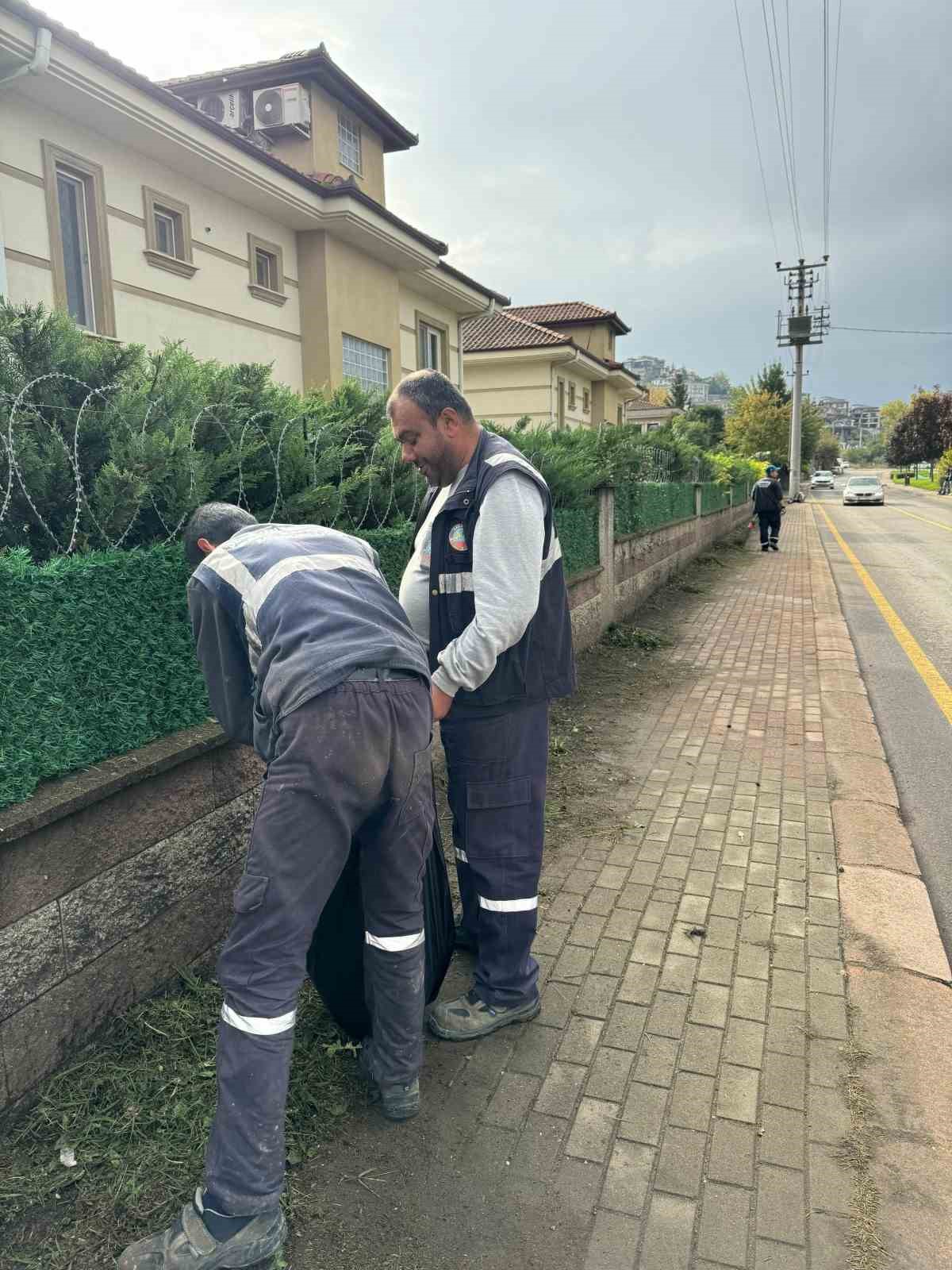 Serdivan’da temizlik seferberliği devam ediyor
