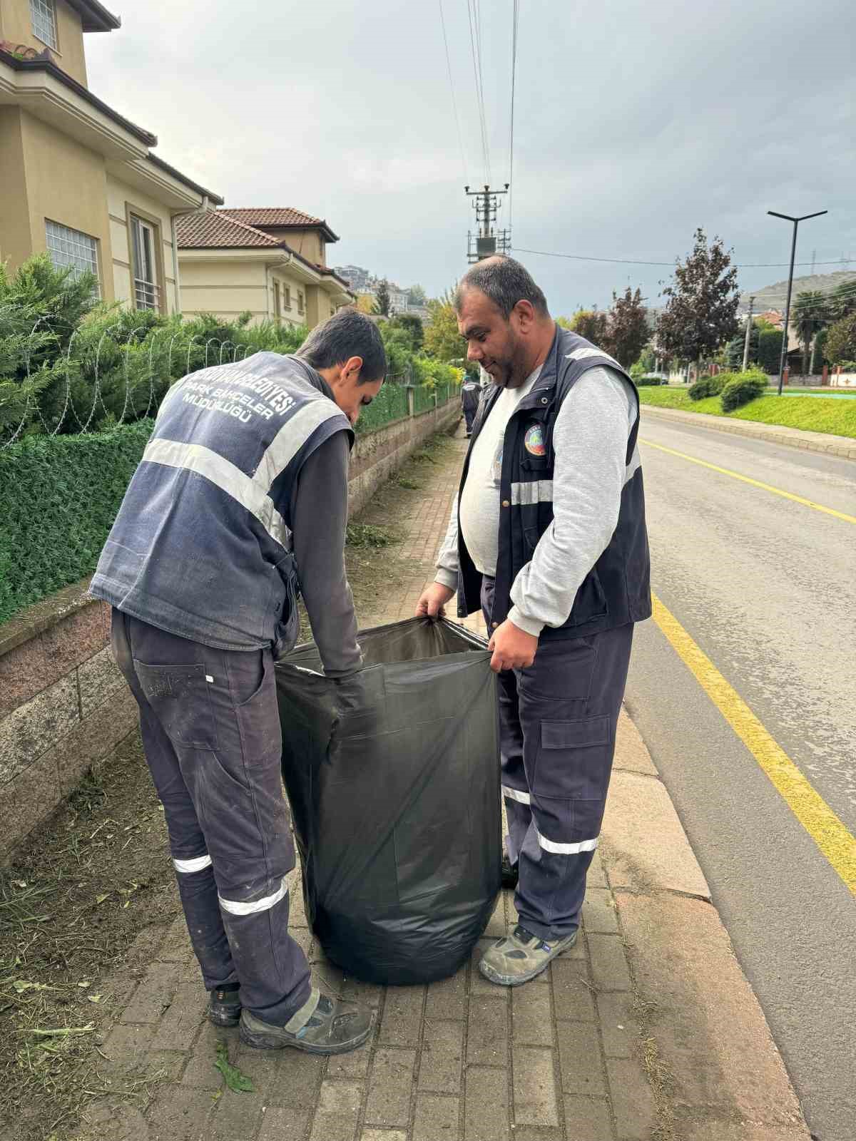 Serdivan’da temizlik seferberliği devam ediyor
