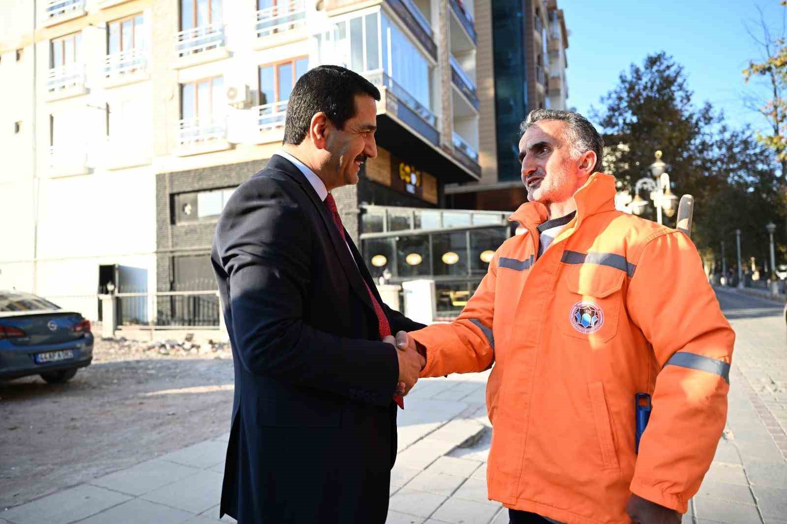 Başkan Taşkın Kanalboyu esnafıyla buluştu
