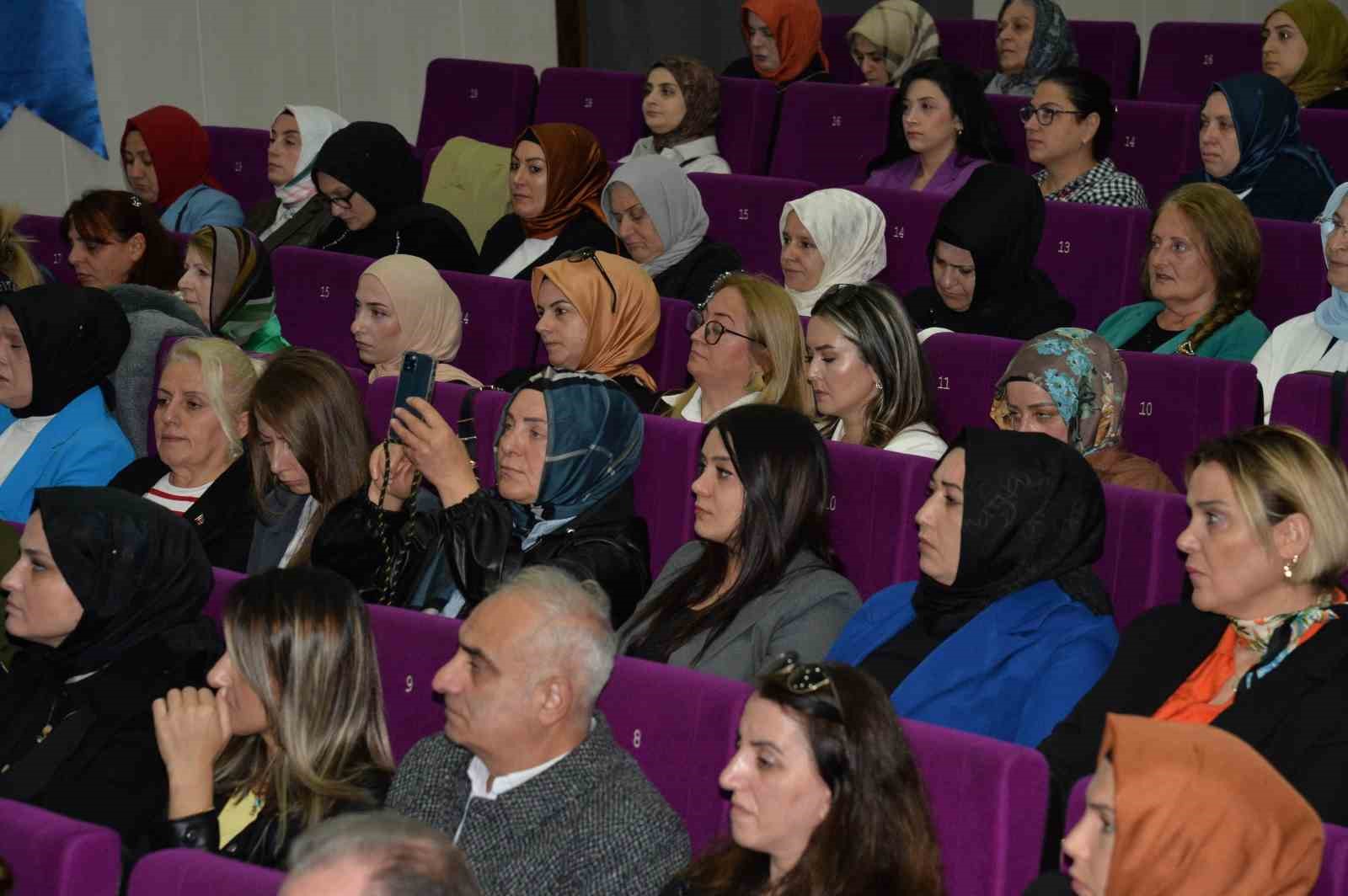 Başkan Ahmet Metin Genç: “Bağımlılıkla topyekûn mücadele etmemiz lazım”
