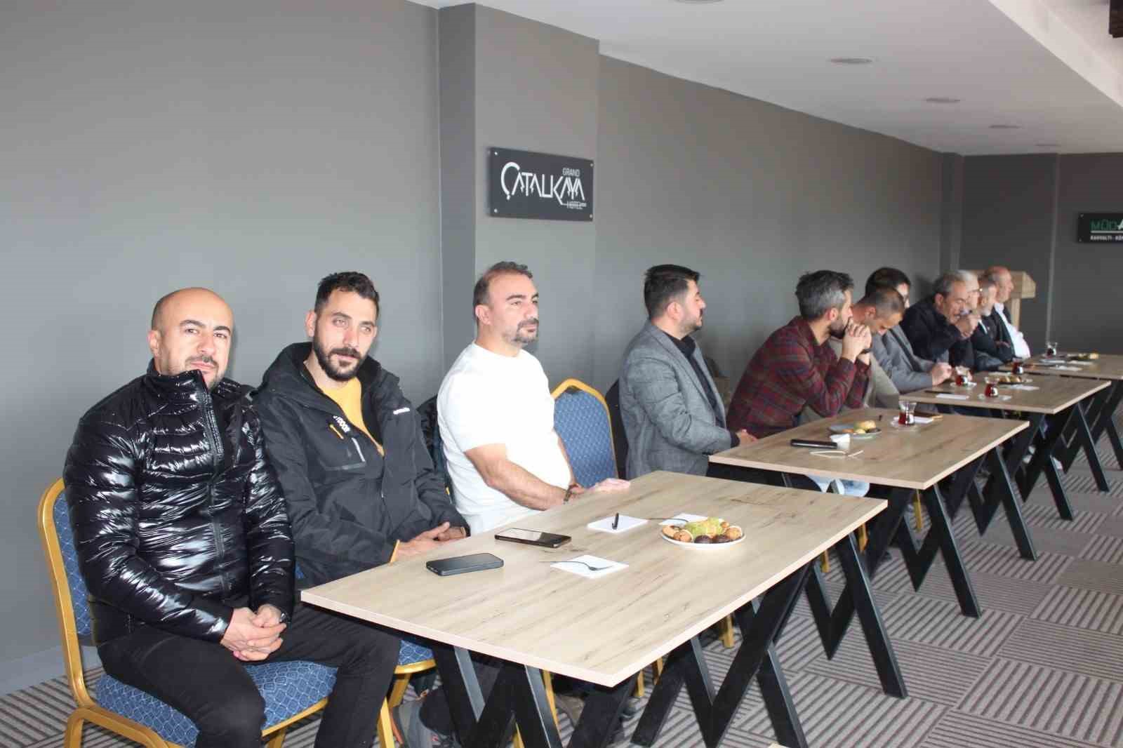 Erzurum’da turizm işletme belgeleri oteller toplantısı
