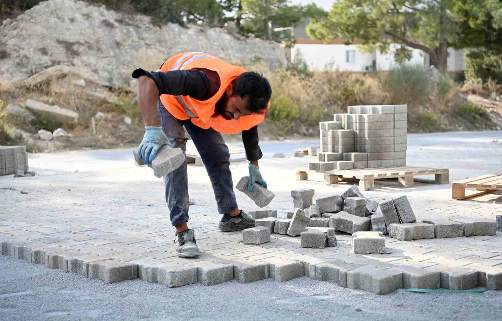 Kuşadası’nda güçlü alt ve üstyapı için yatırımlar aralıksız sürüyor
