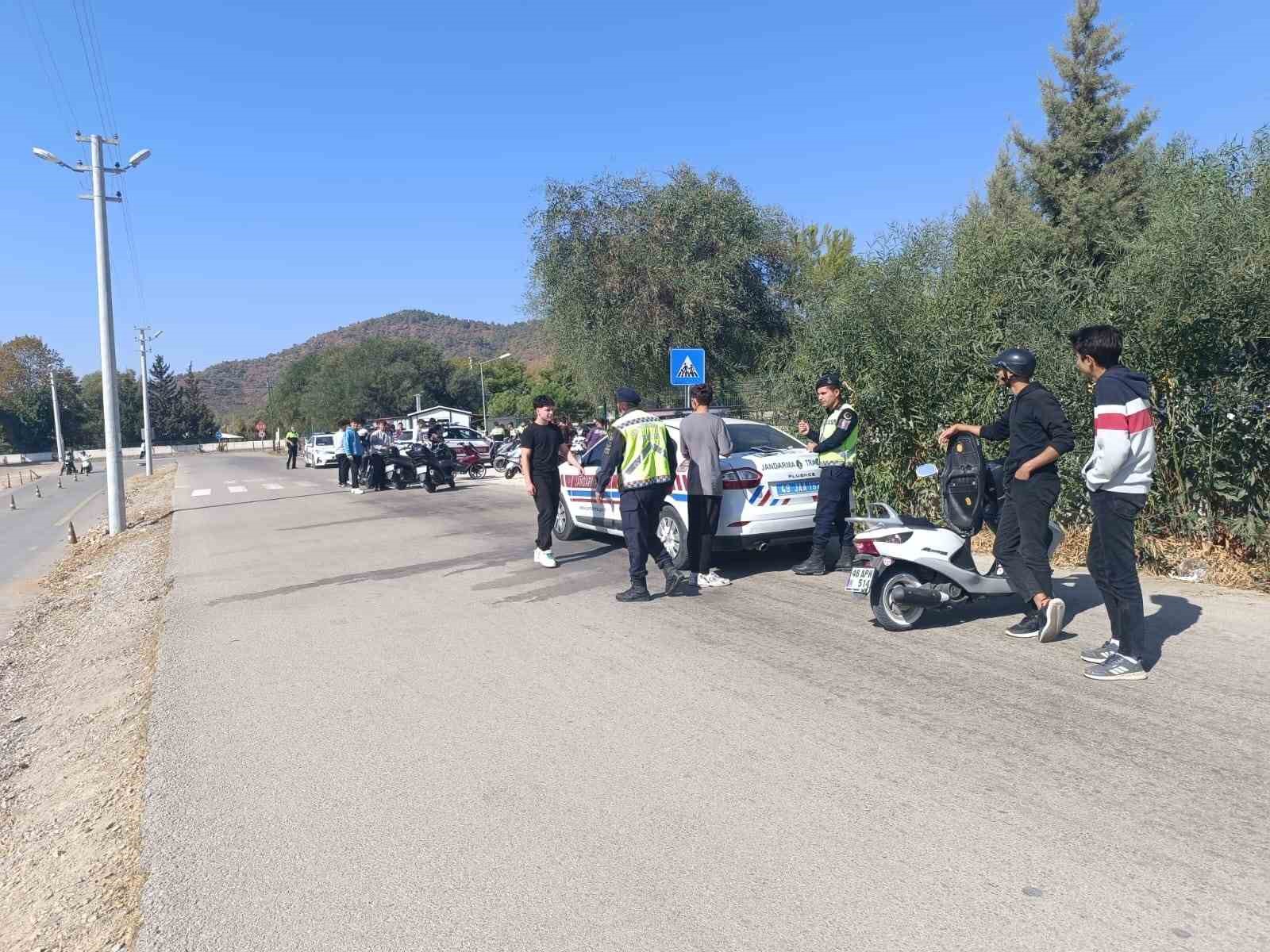 Fethiye’de polis ve jandarmadan ortak denetim
