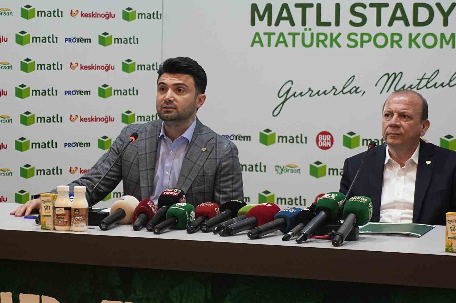 Bursaspor stadının ismi değişti
