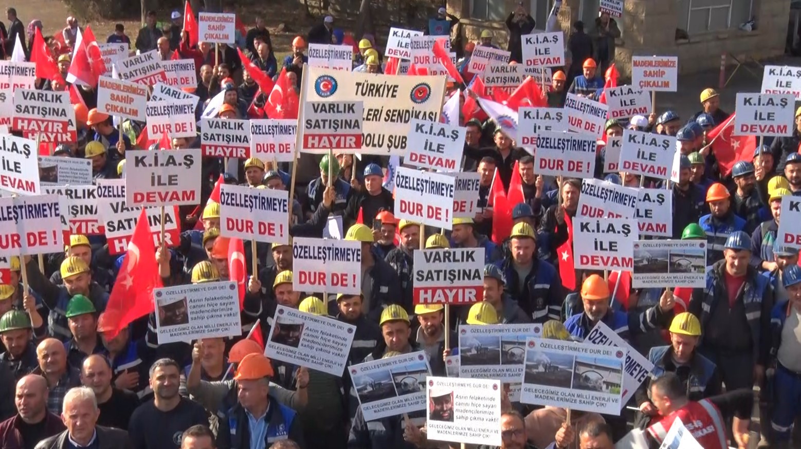 Ankara’da maden işçileri özelleştirmeye karşı eylem yaptı
