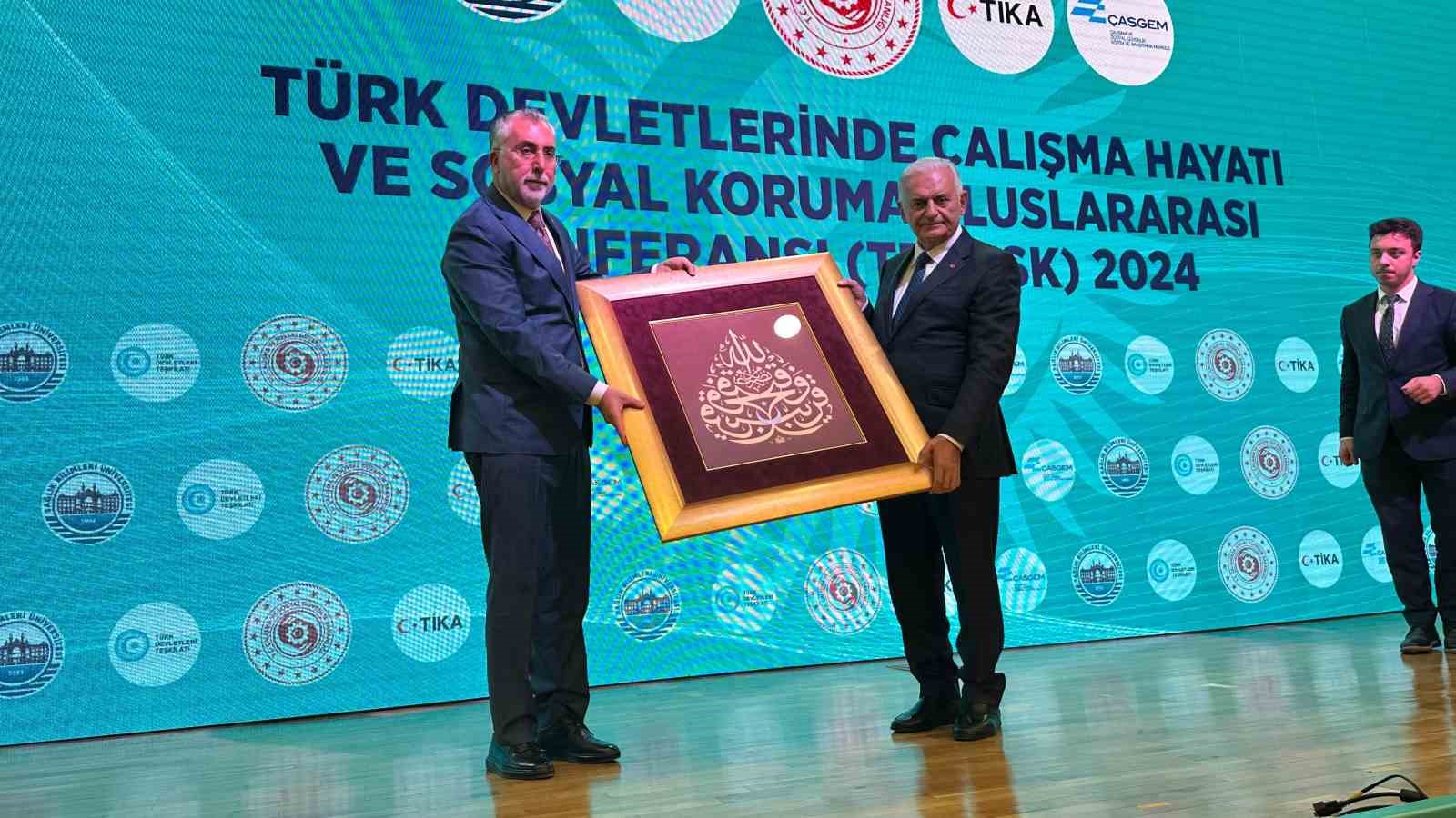 Binali Yıldırım: “(TUSAŞ’a saldırı) Devlet Bahçeli’nin kucaklaşma çağrısını sabote etmeye yönelik bir faaliyettir”
