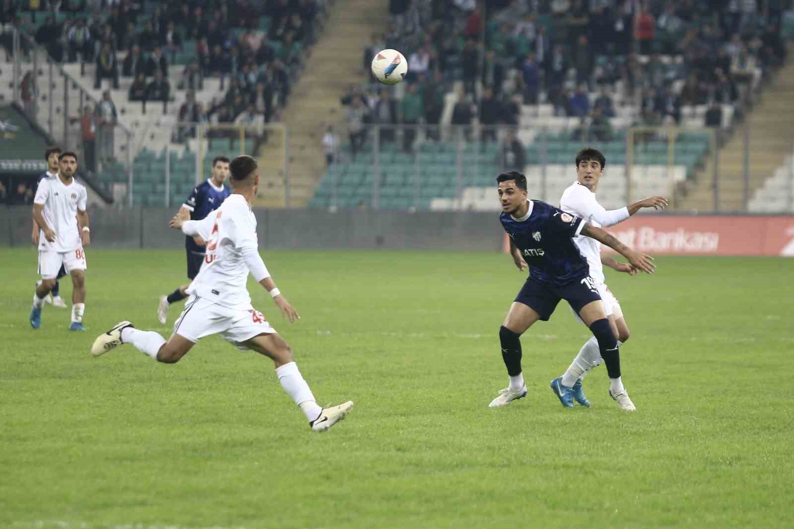 Ziraat Türkiye Kupası: Bursaspor: 3 - Turgutluspor: 1
