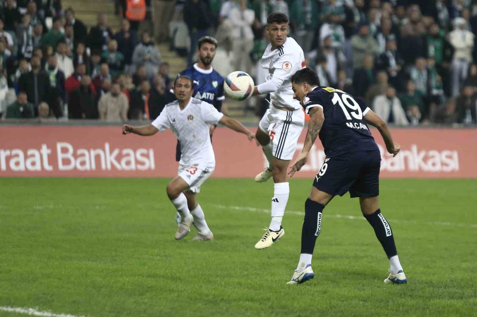 Ziraat Türkiye Kupası: Bursaspor: 3 - Turgutluspor: 1
