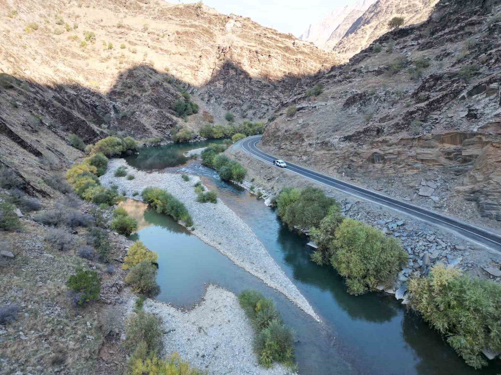 Habur Çayı’nda kartpostallık görüntüler
