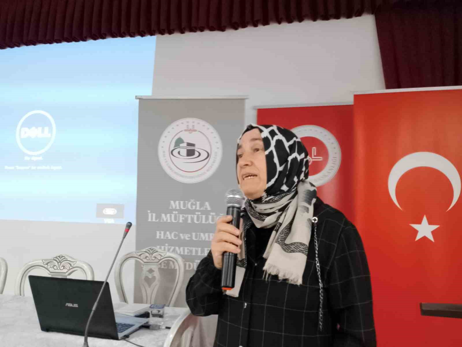 Muğla İl Müftülüğü’nden umre semineri
