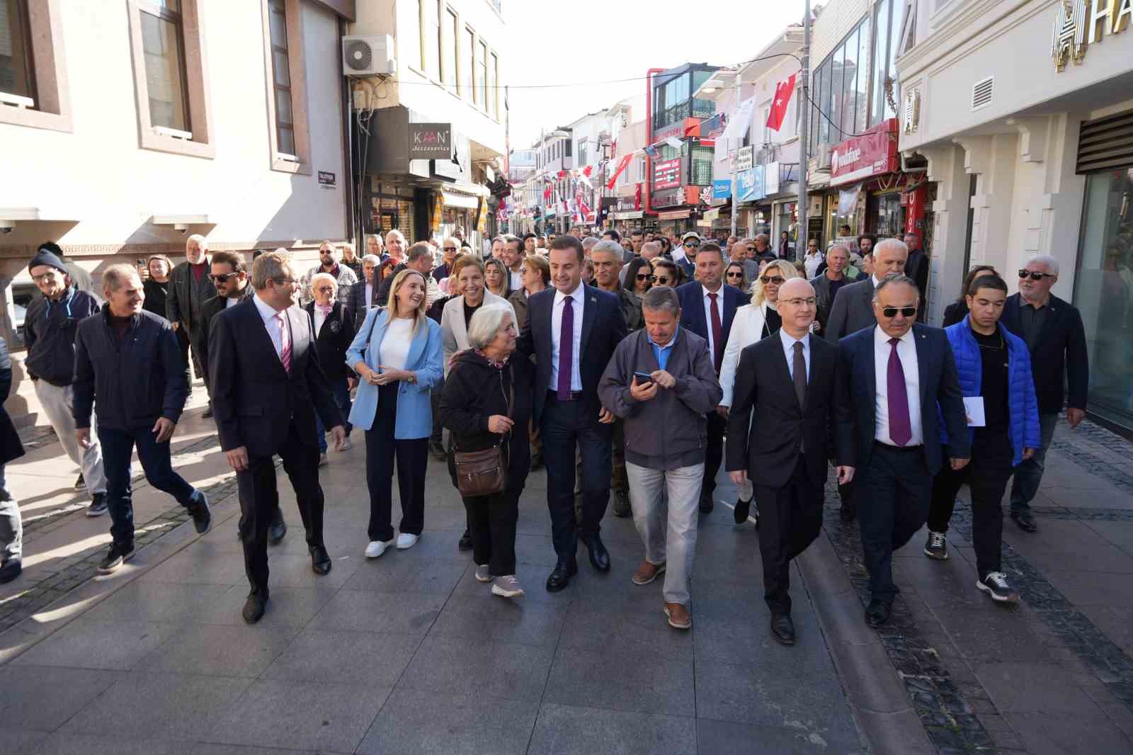 “19. Ayvalık Uluslararası Zeytin Hasat Festivali” başladı
