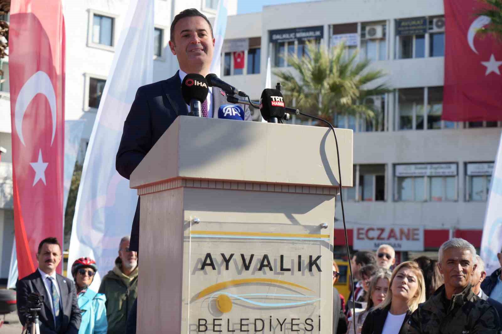 “19. Ayvalık Uluslararası Zeytin Hasat Festivali” başladı
