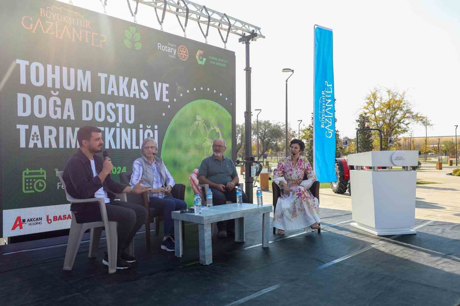 Büyükşehir’in Tohum Takas ve Doğa Dostu Tarım Etkinliği başladı
