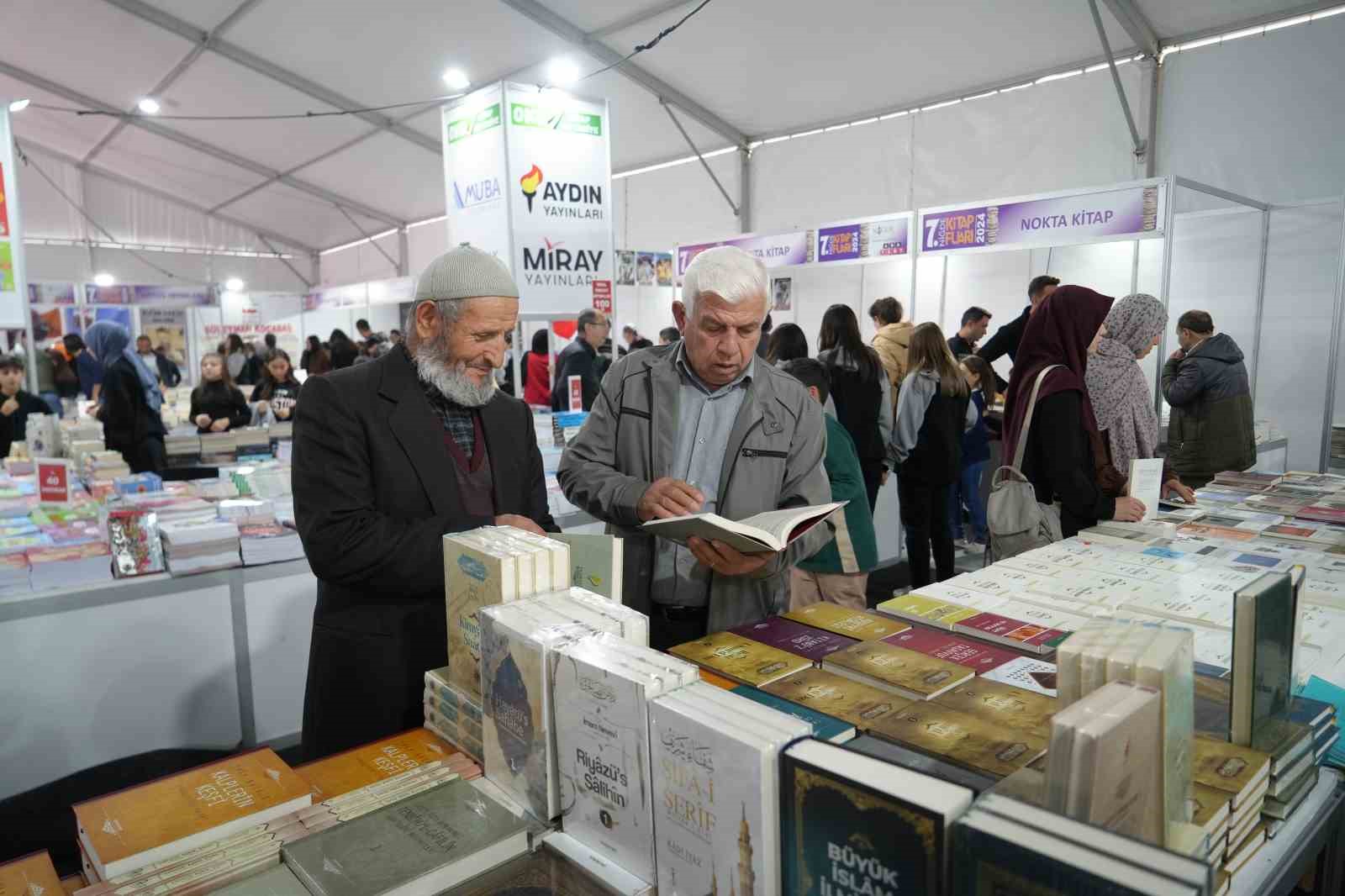 Niğde 7. Kitap Fuarı Açıldı
