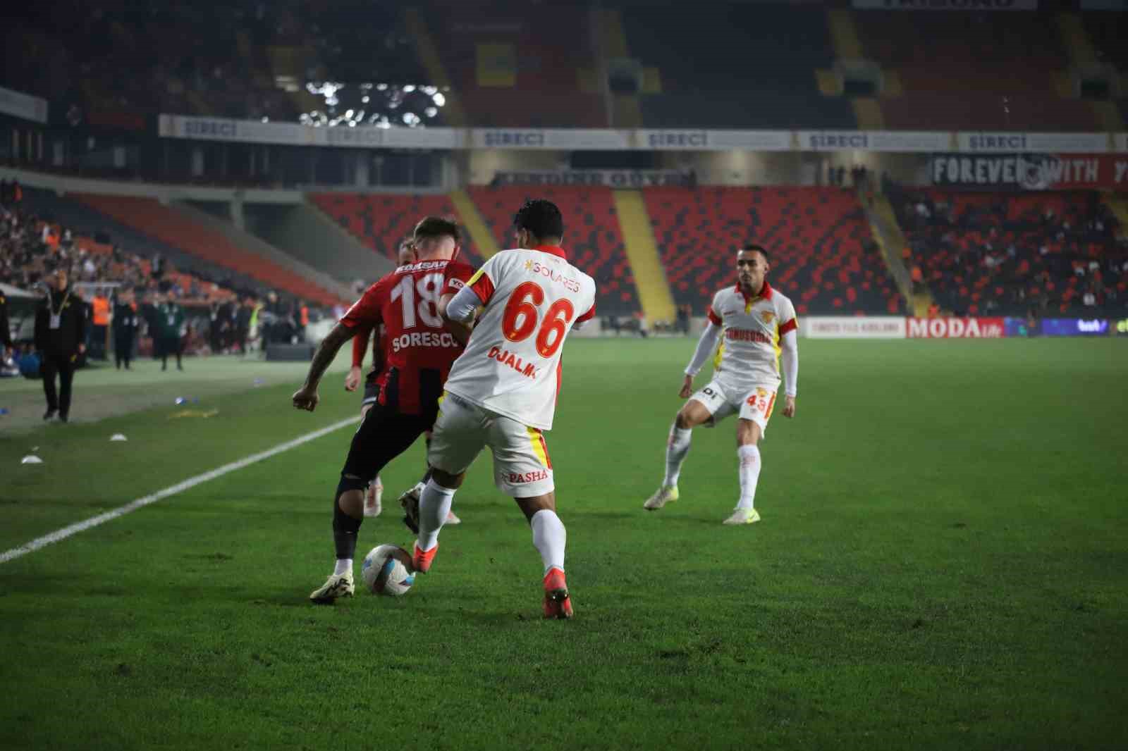 Trendyol Süper Lig: Gaziantep FK: 2 - Göztepe: 1 (Maç sonucu)
