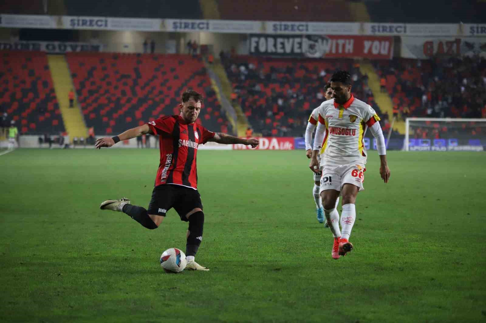 Trendyol Süper Lig: Gaziantep FK: 2 - Göztepe: 1 (Maç sonucu)
