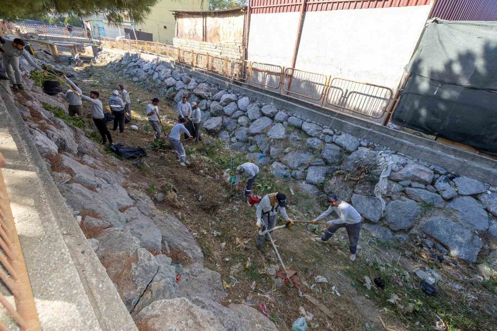 Temiz körfez için derelerde temizlik seferberliği
