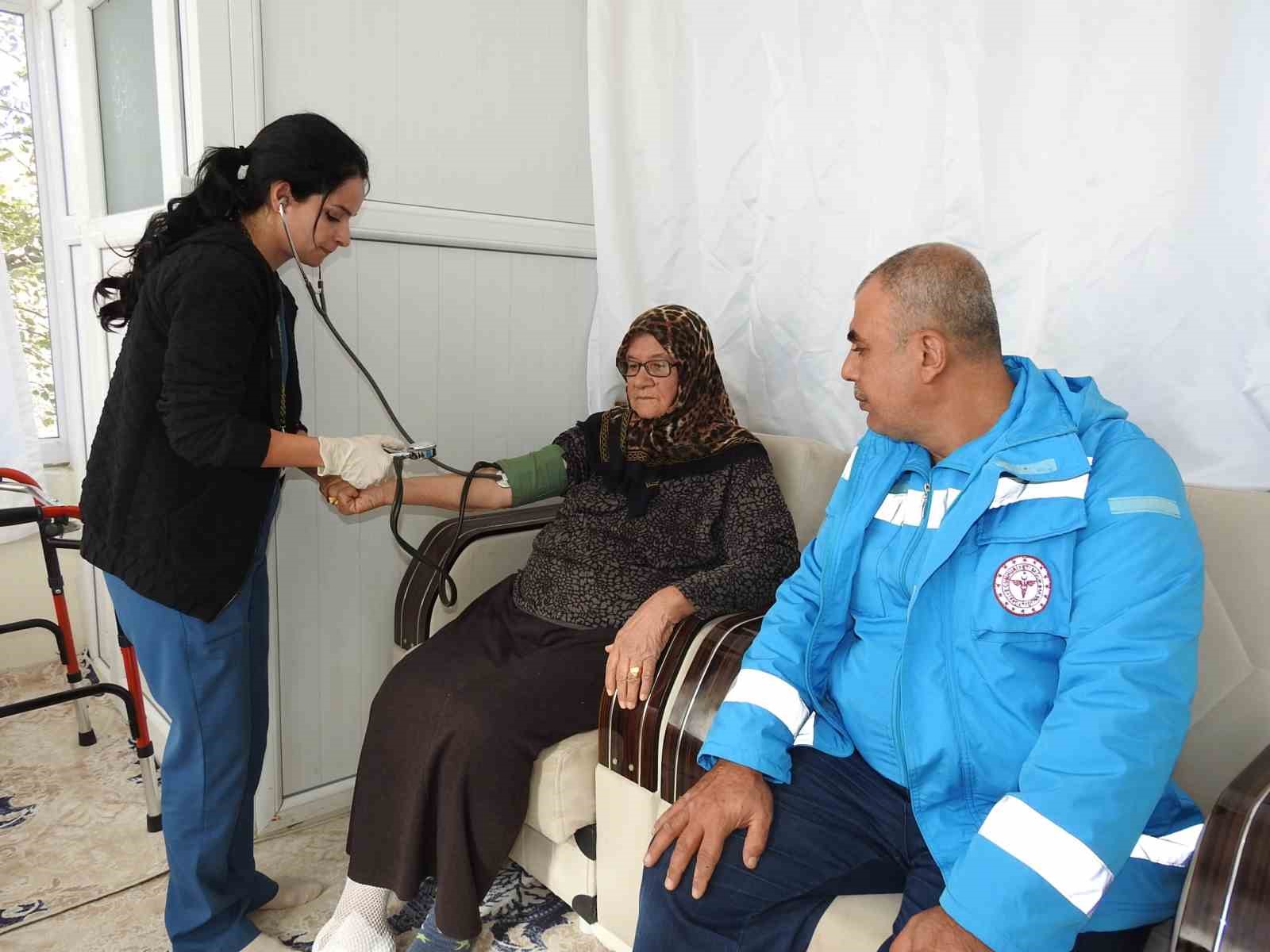 Gaziantep’te vatandaşlar evde sağlık hizmetlerinden memnun
