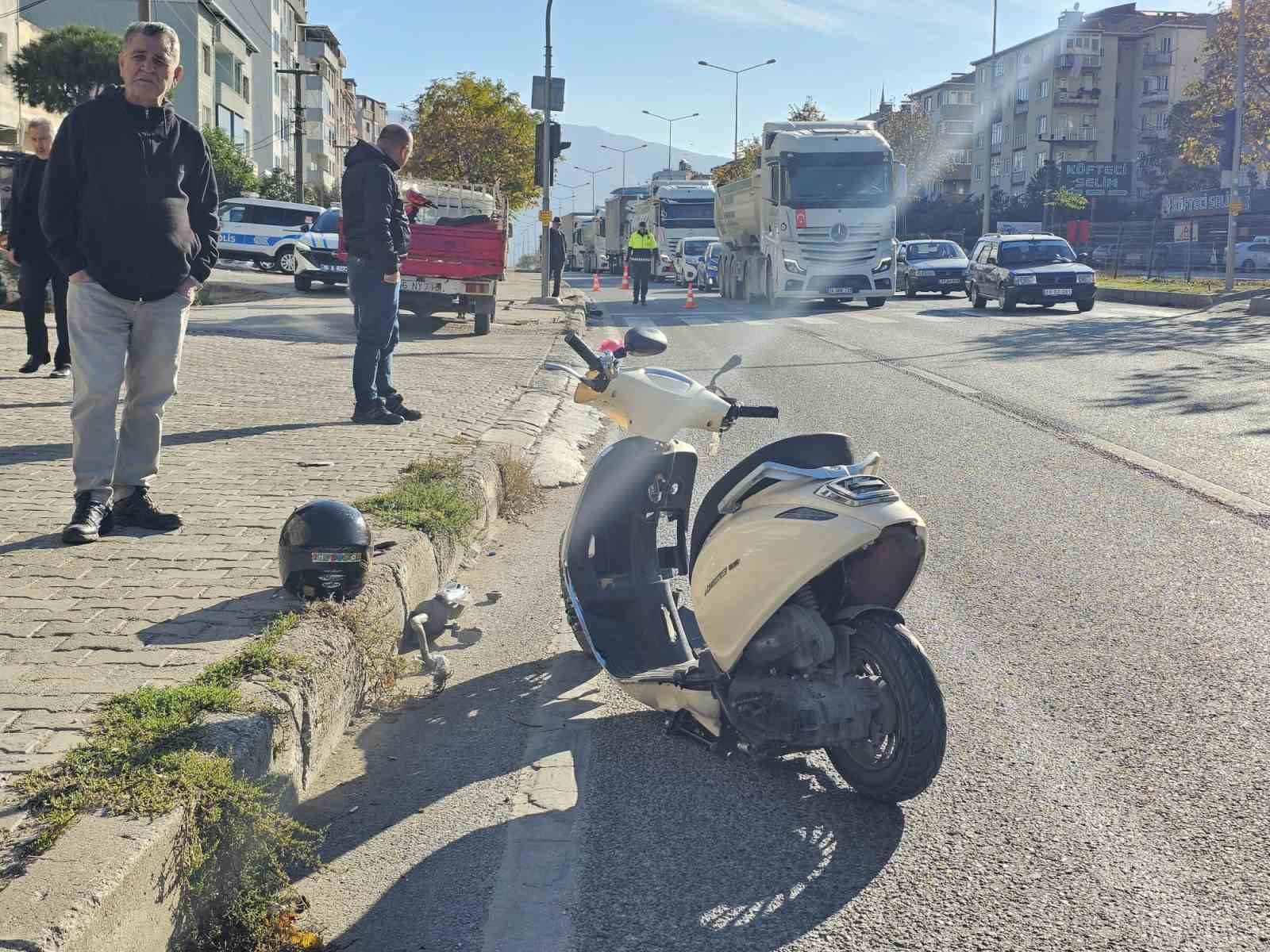 Motosikletler çarpıştı: 2 yaralı
