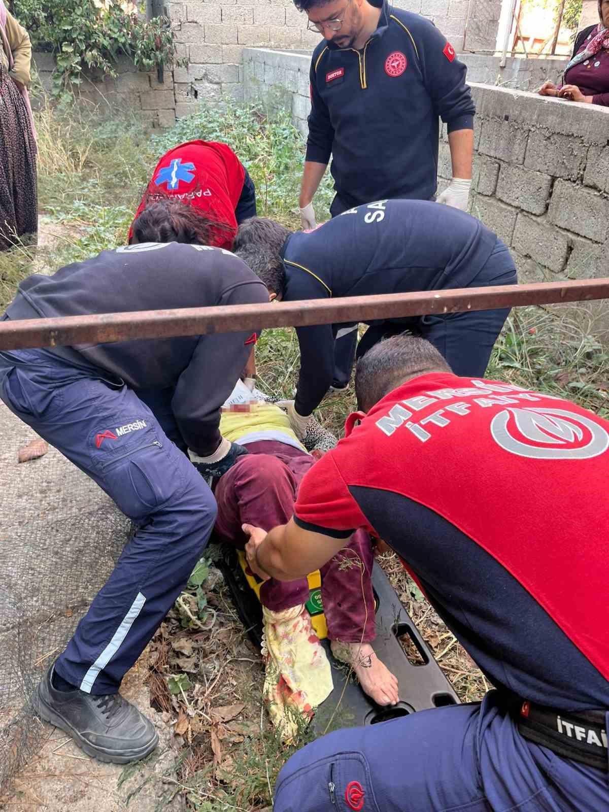 Mersin’de su kuyusuna düşen kadın yaralandı
