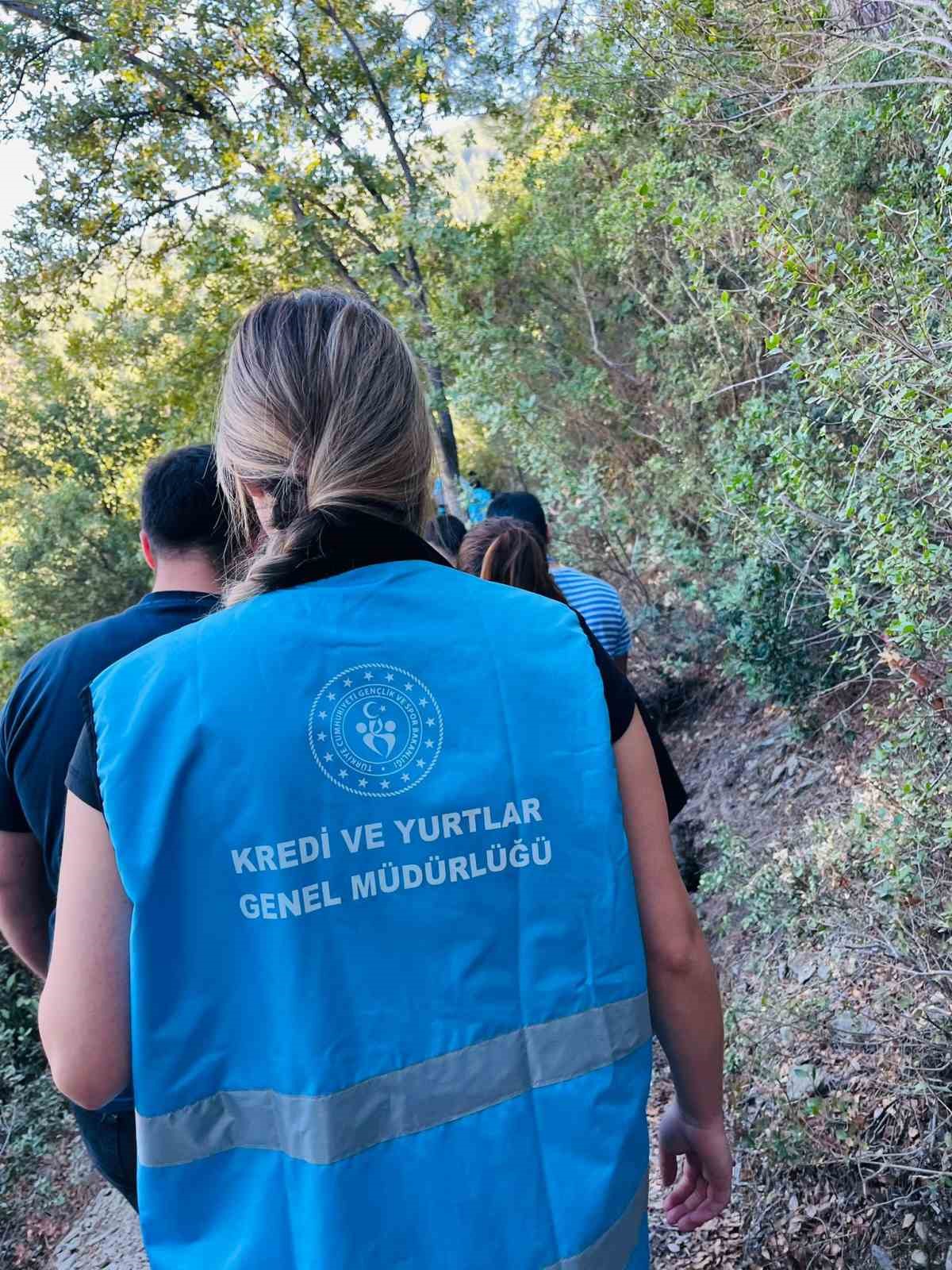 Muğla yurtlarında kalan öğrenciler Gökçeler Kanyonu’nu keşfetti
