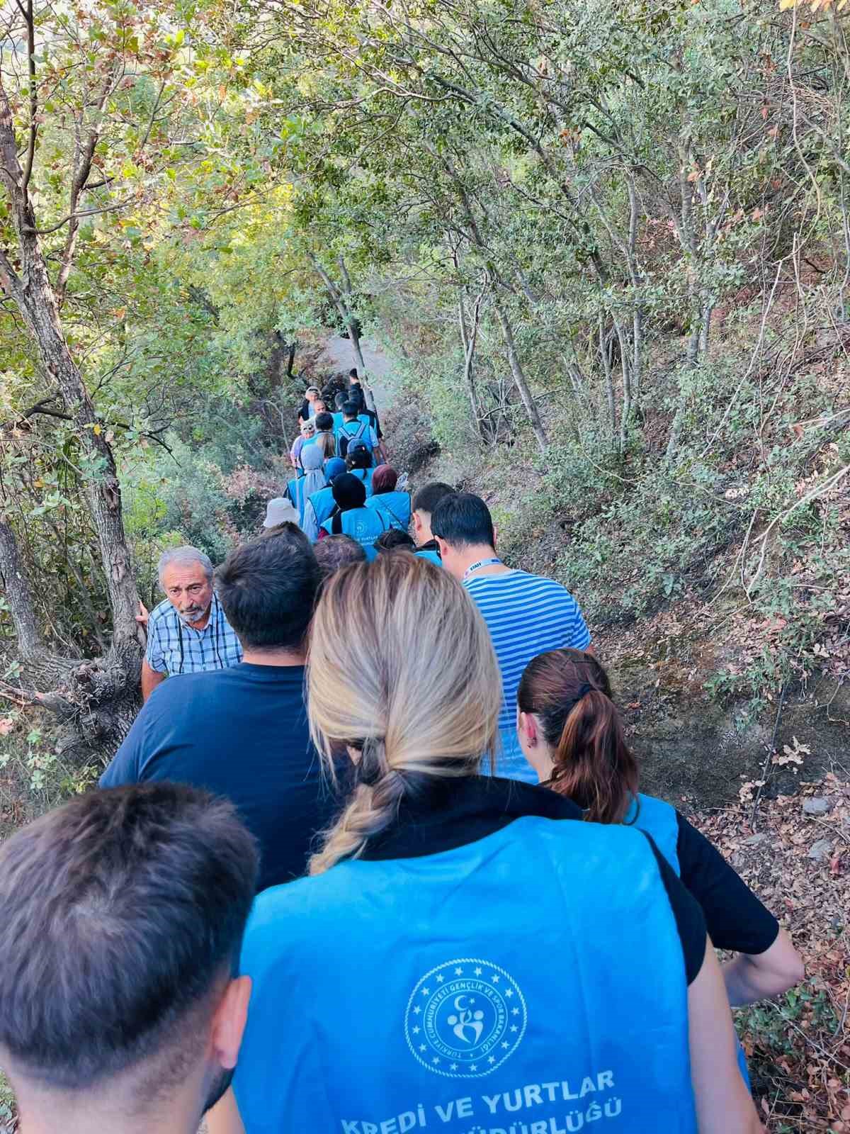 Muğla yurtlarında kalan öğrenciler Gökçeler Kanyonu’nu keşfetti
