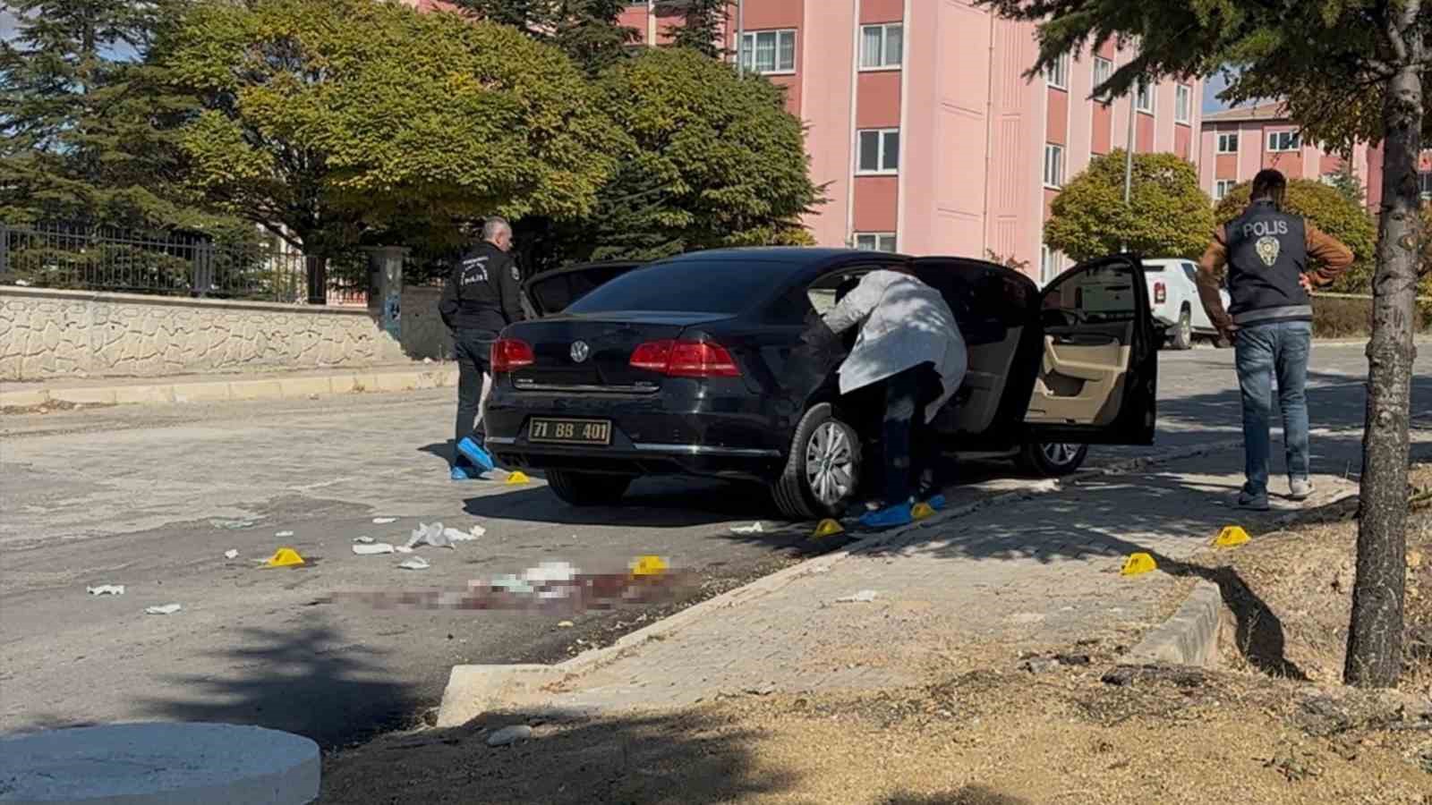 Belediye başkanı ve şoförünü öldüren cinayet zanlısı tutuklandı
