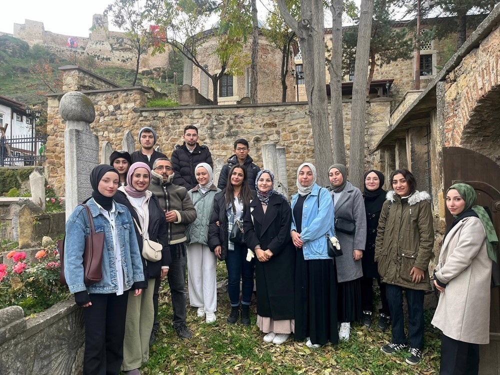 Üniversite öğrencileri, Kastamonu’yu gezerek tanıma imkanı buldu
