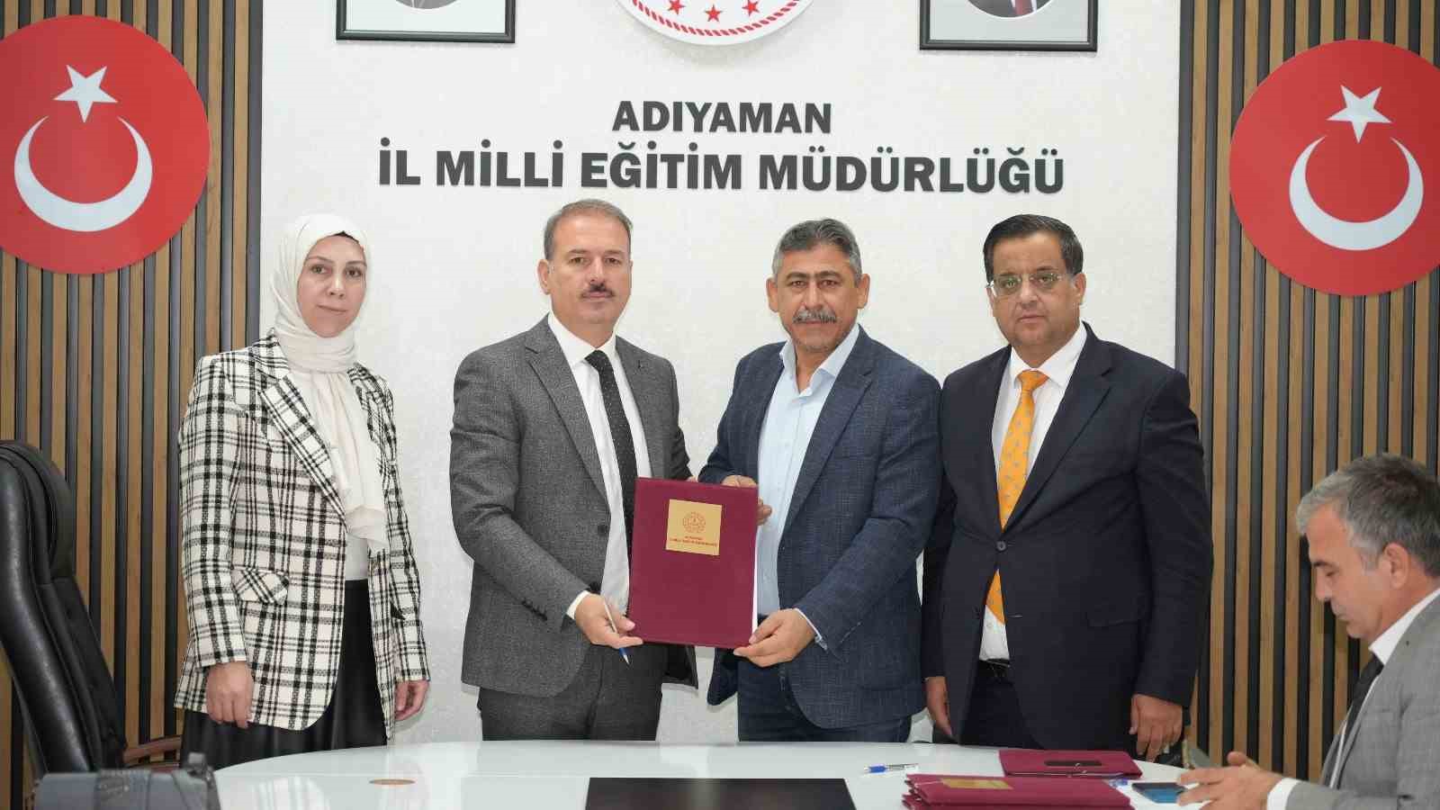 Adıyaman’da öğrencilere büyük destek
