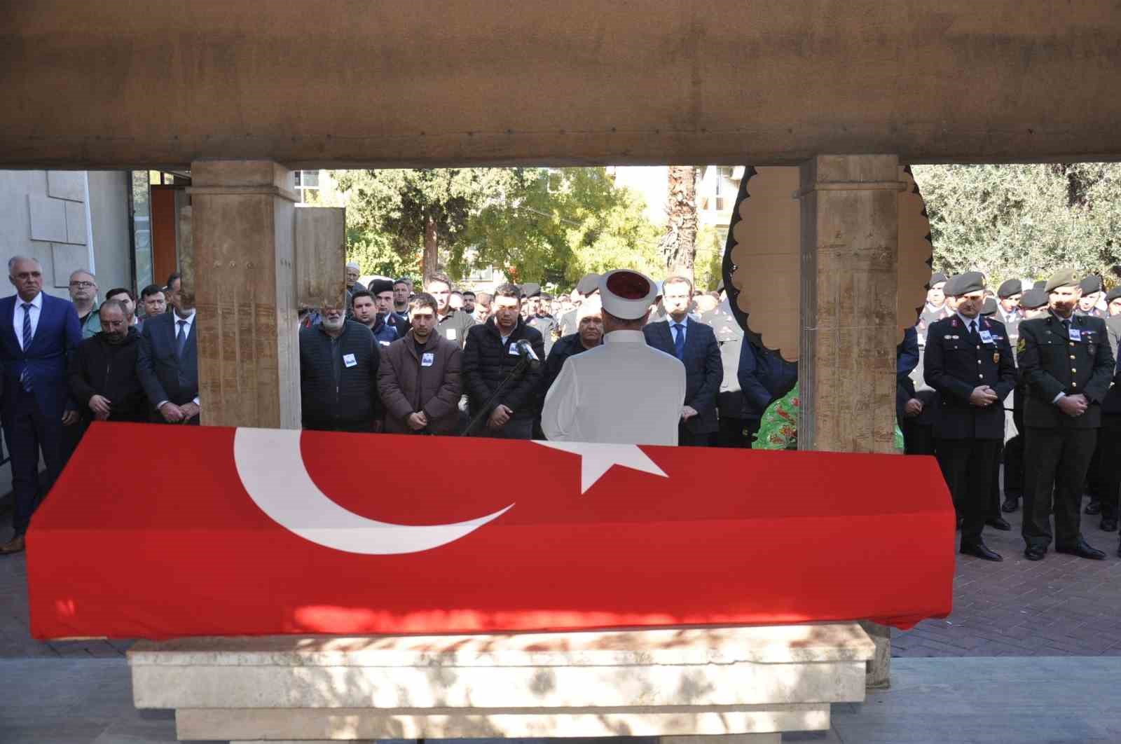 Manisa’da uzman çavuşa ‘yürek yakan’ veda
