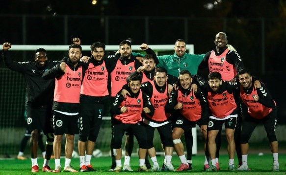 Kocaelispor’da futbolcuların rotası Sakarya’ya döndü
