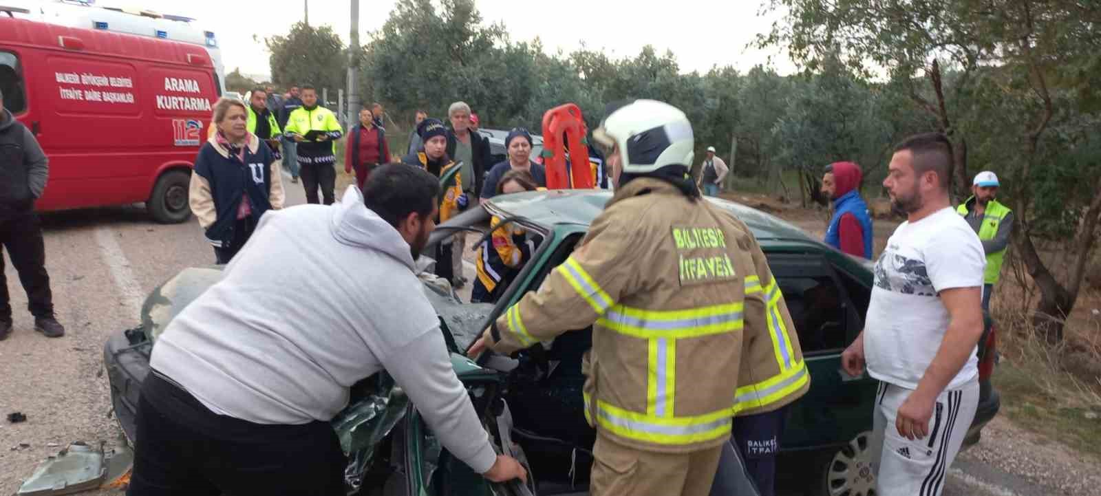 Erdek’te trafik kazası: 2 yaralı
