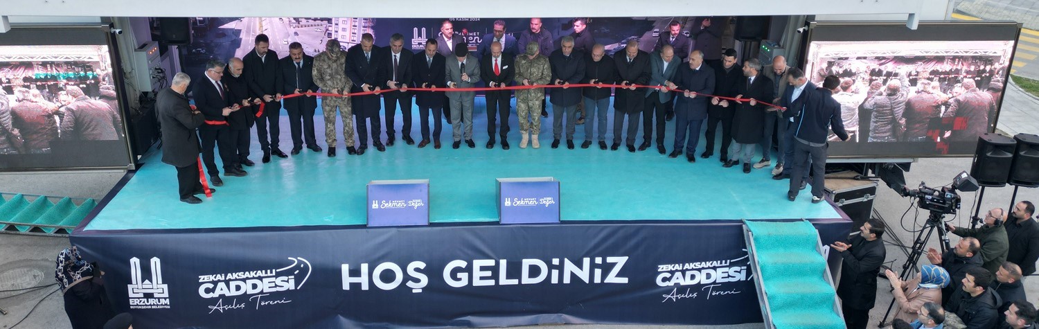 Korgeneral Zekai Aksakallı caddesi yoğun ilgiyle açıldı
