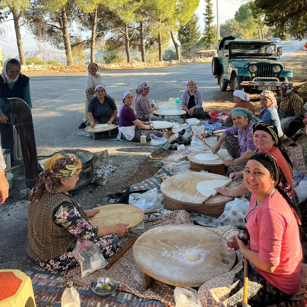 Hasköy’ün efe yürekli kadınları yağmur duasına çıktı
