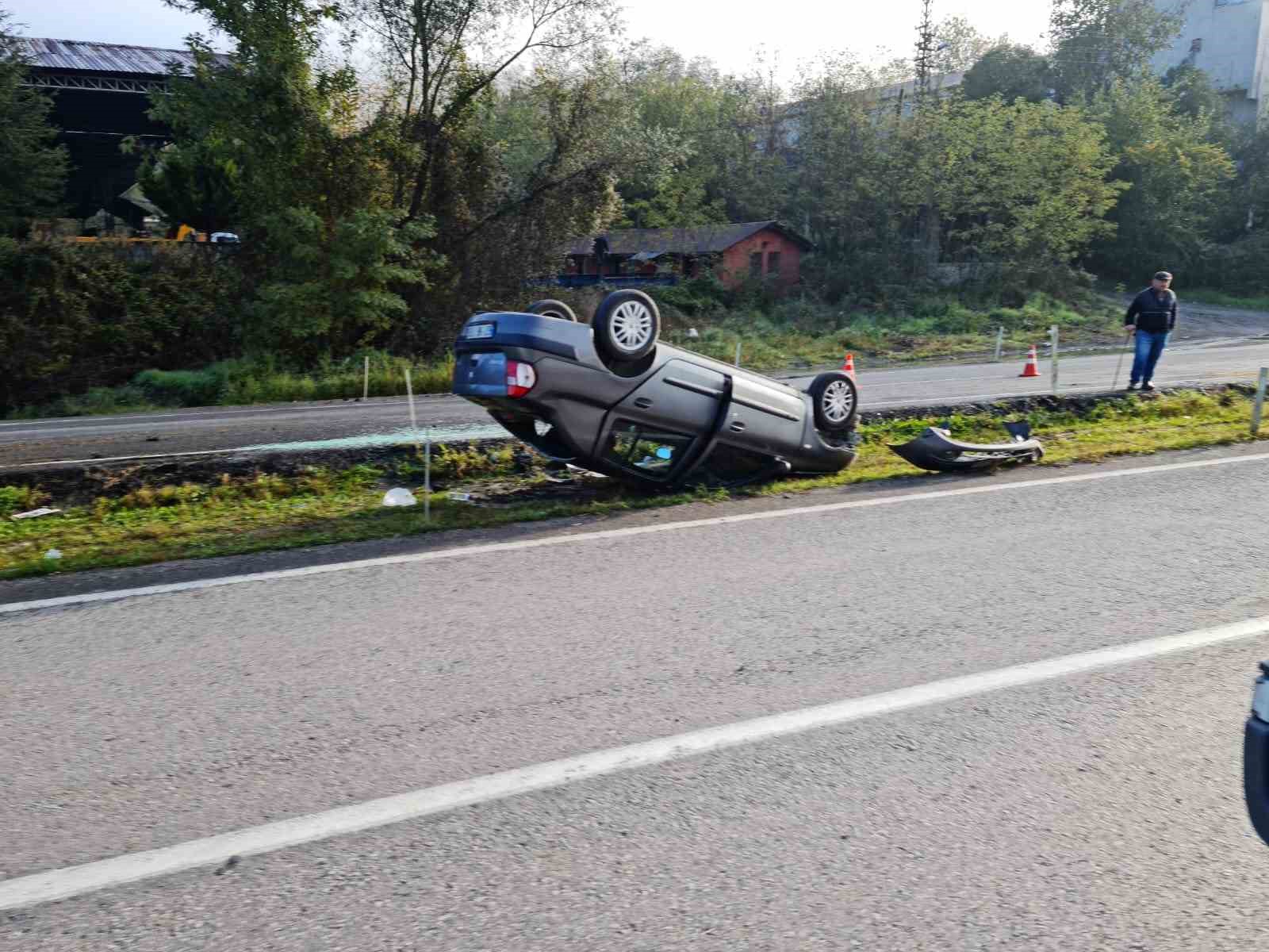 Zonguldak-Ankara kara yolunda feci kaza, 2 yaralı
