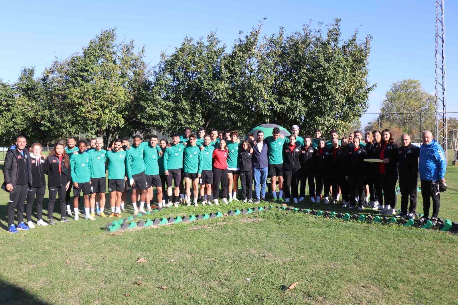 Sakaryaspor, Marmara derbisinin hazırlıklarını sürdürüyor
