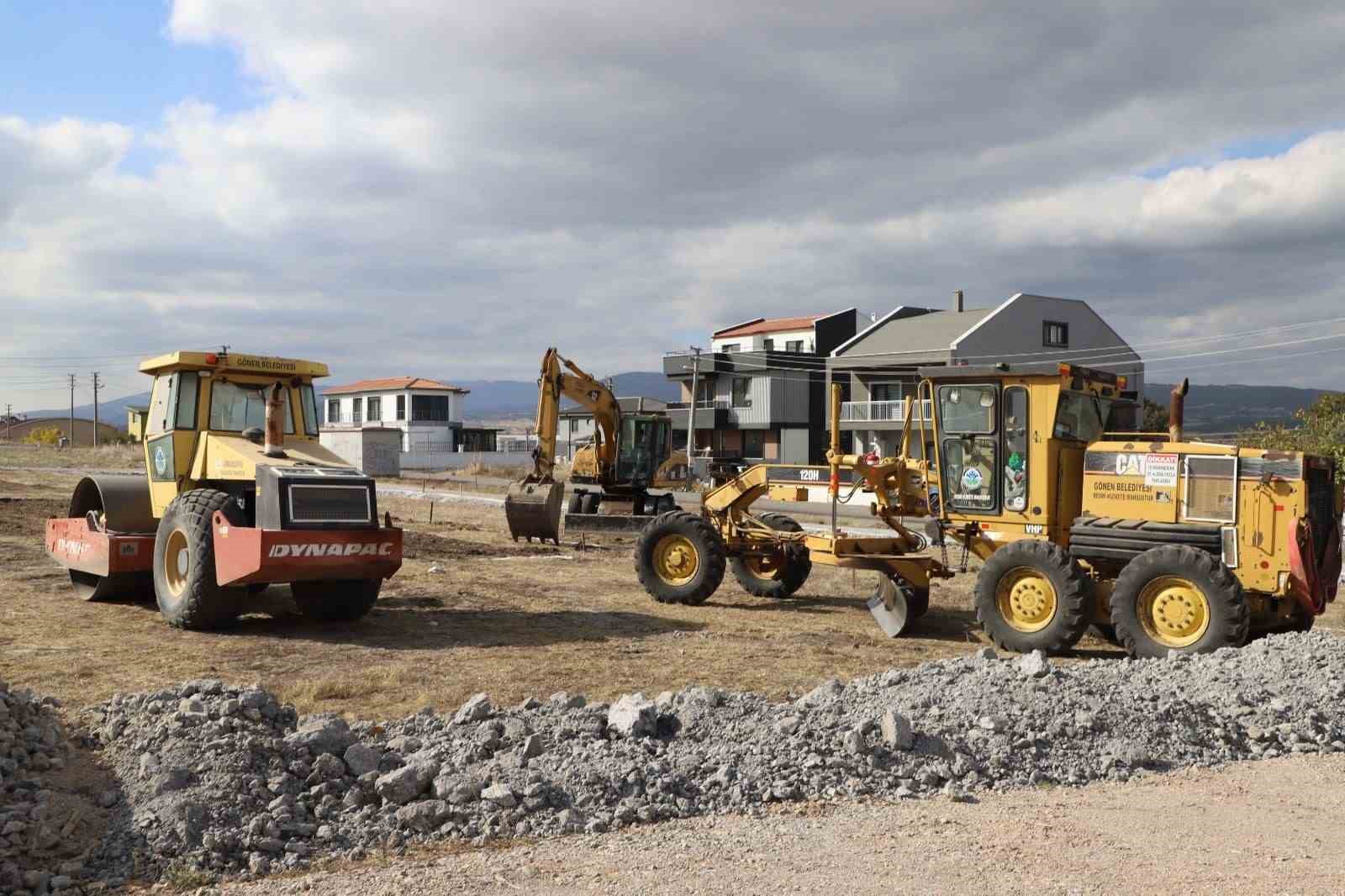 Gönen’de 100. Yıl Mahallesi’ne yeni park projesi hayata geçiyor
