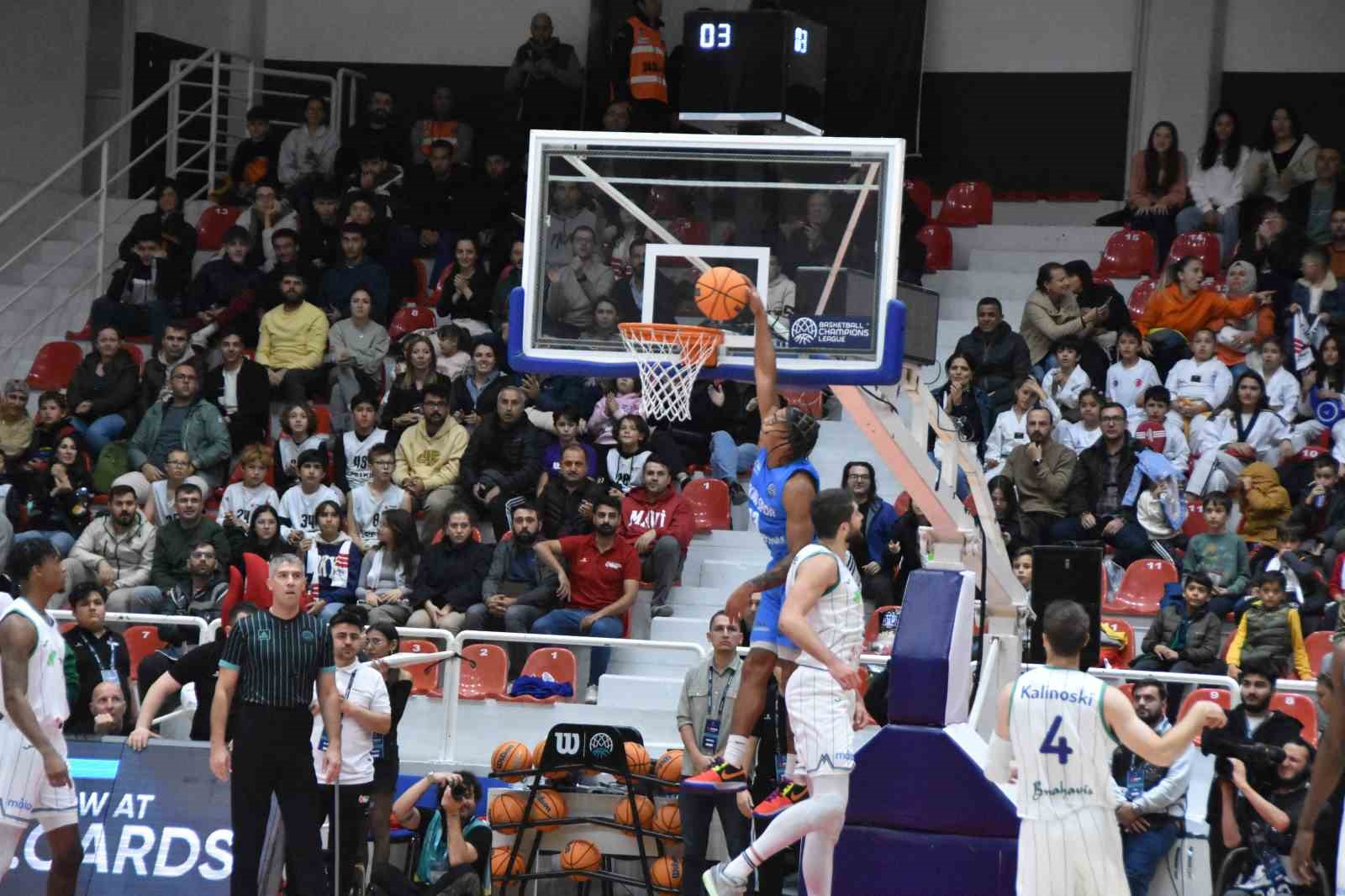 FIBA Şampiyonlar Ligi: Aliağa Petkimspor: 56 - Unicaja: 108
