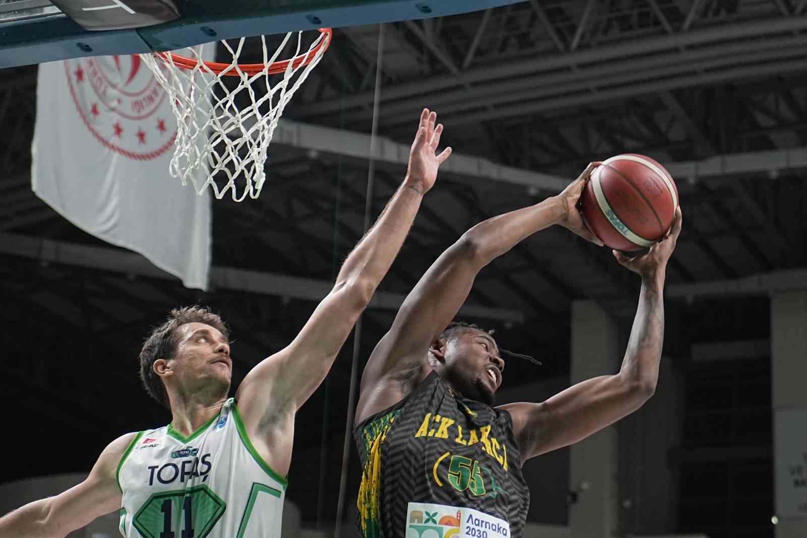 FIBA Europe Cup: Tofaş: 93 - Petrolina AEK: 61
