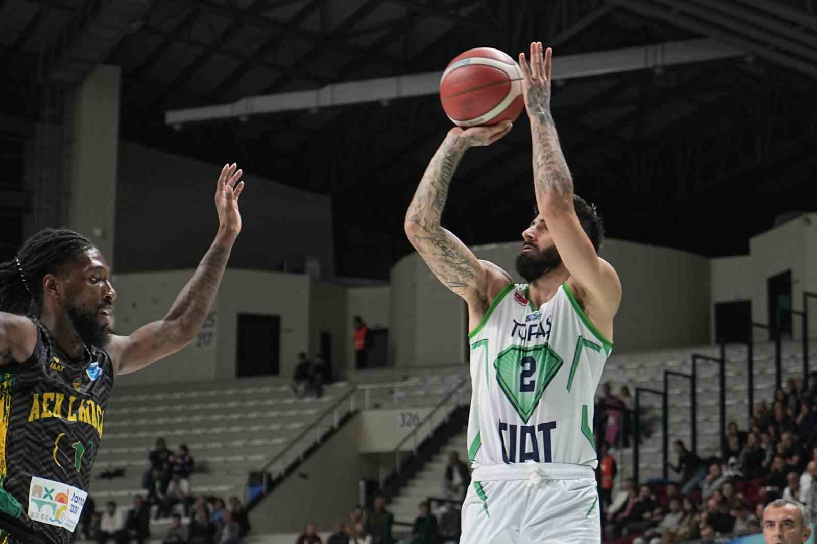 FIBA Europe Cup: Tofaş: 93 - Petrolina AEK: 61
