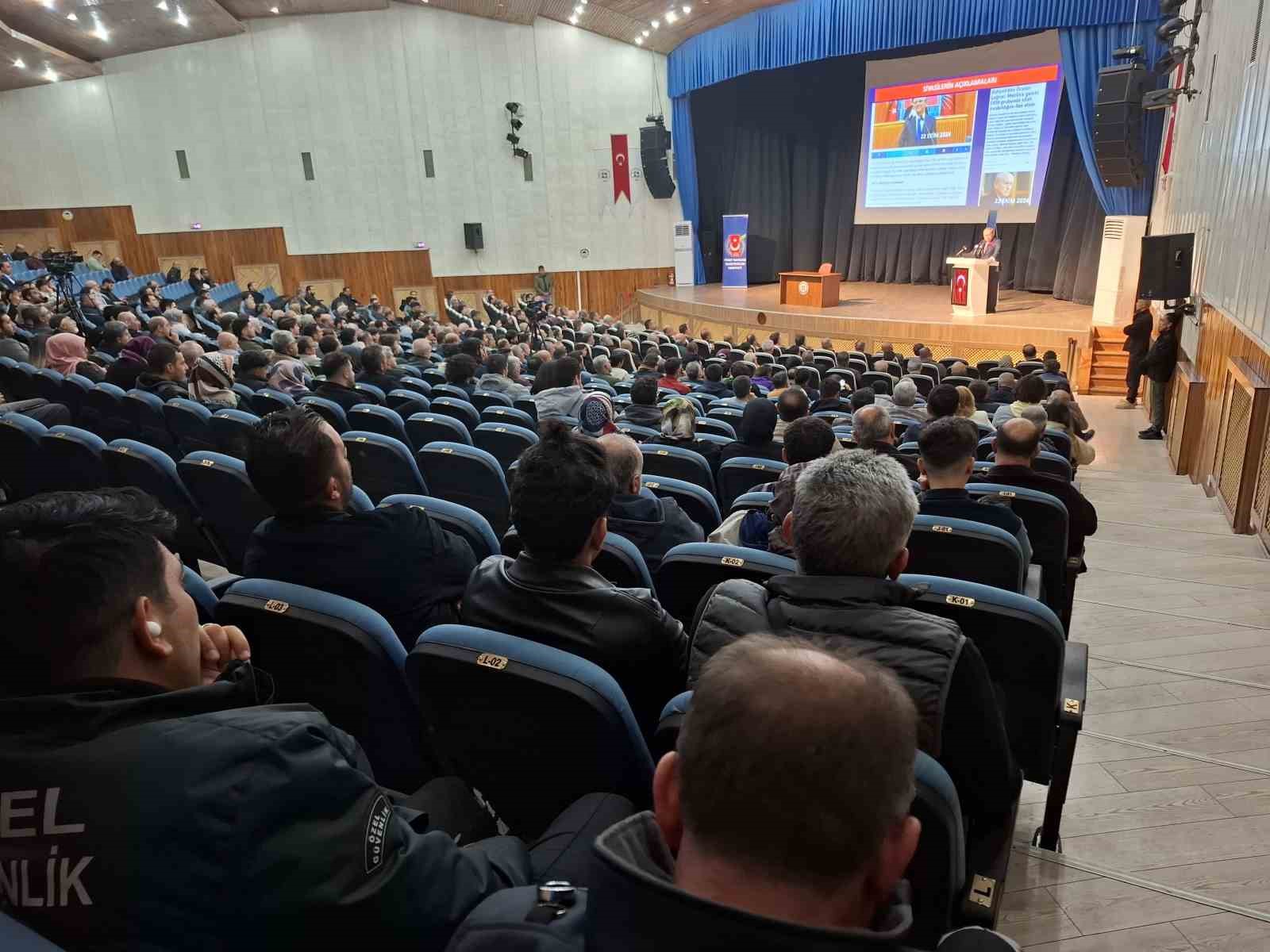 Elazığ’da ‘Ateş Çemberinde Türkiye Konferansı’
