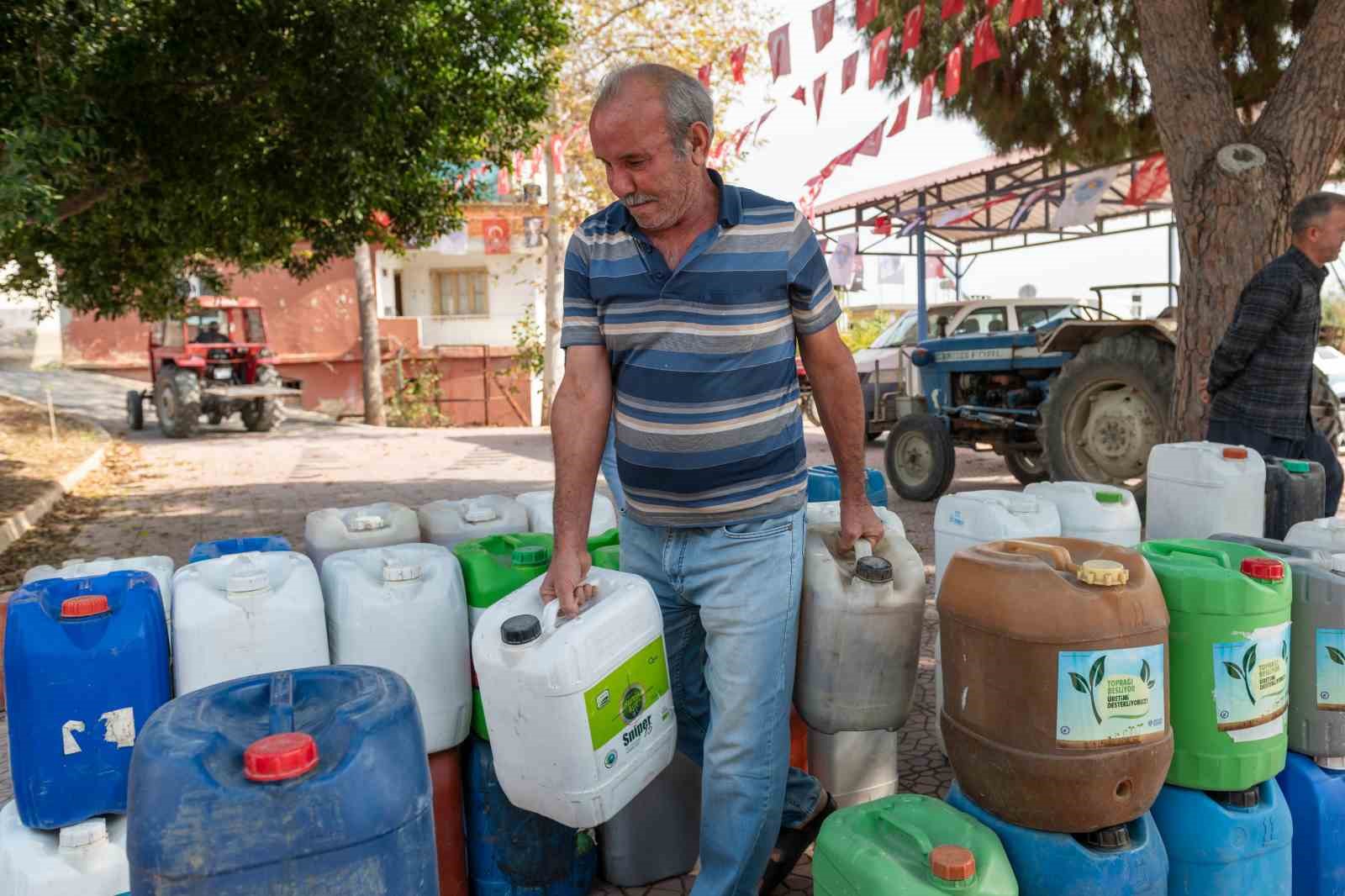 Yenişehir Belediyesinin üreticilere solucan gübresi desteği sürüyor
