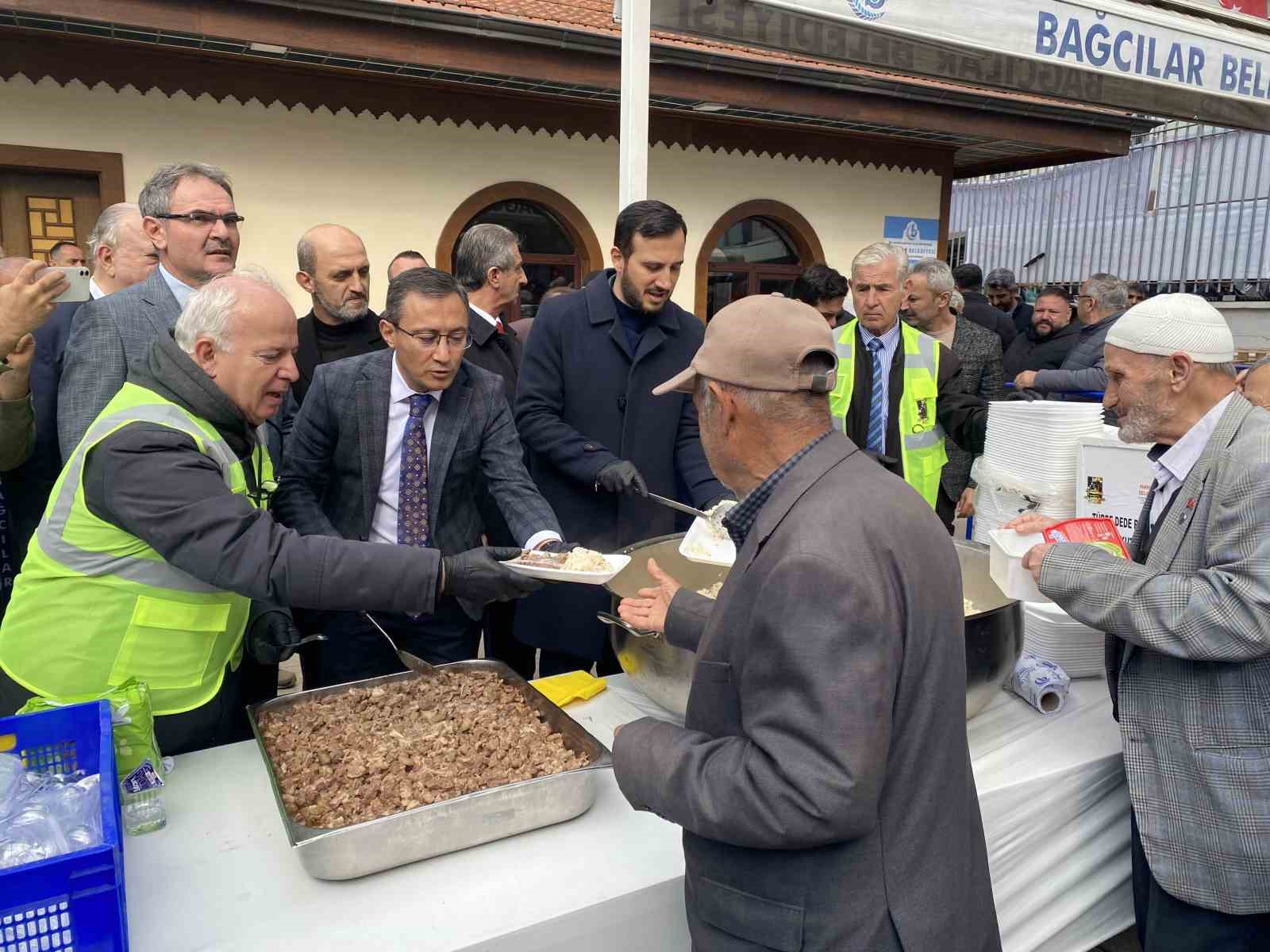 Bağcılar’da Türbe Dede Pilav Günü etkinliği düzenlendi
