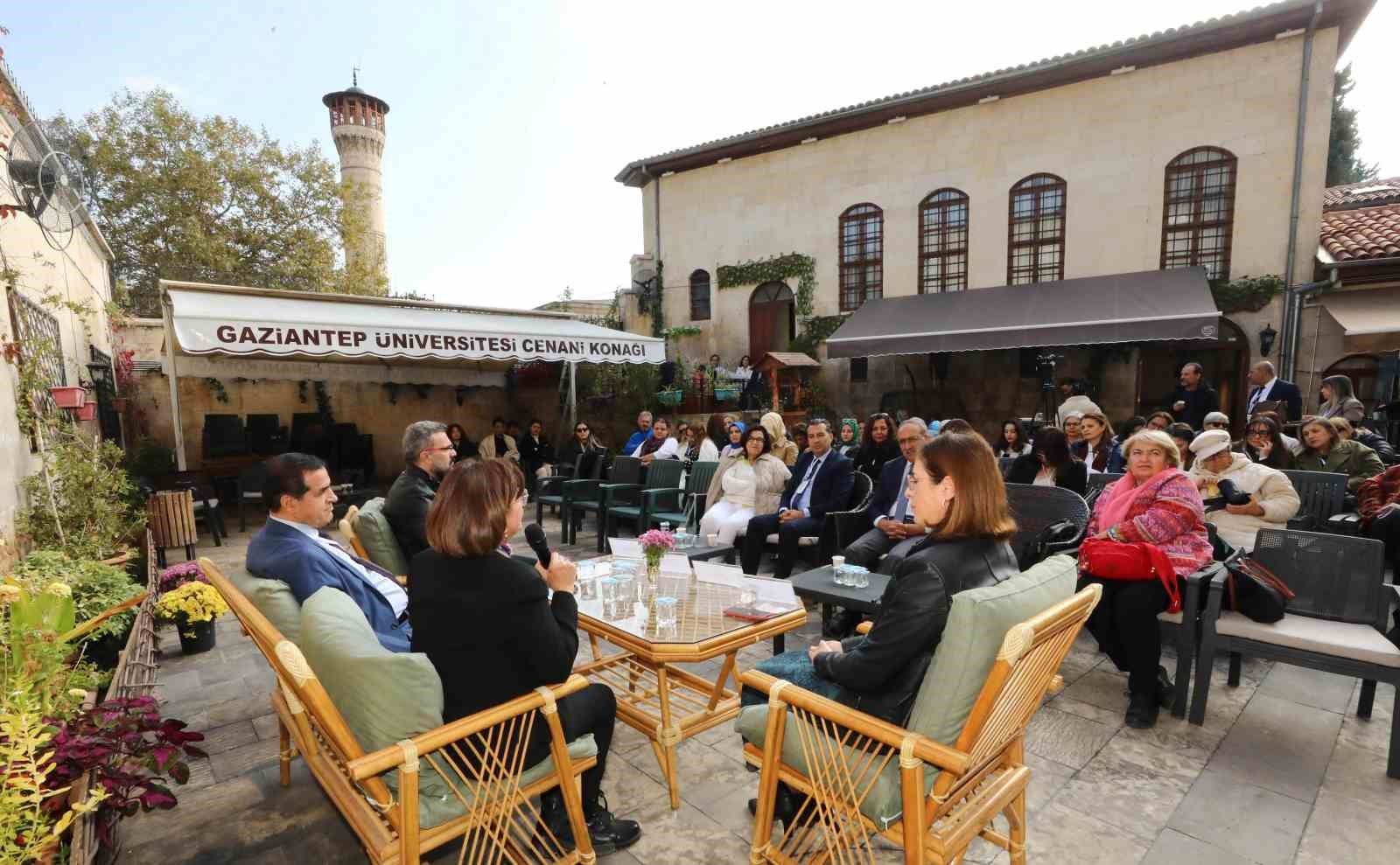 GAÜN’de 6. Uluslararası Geleneksel ve Yöresel Değerler Sempozyumu başladı
