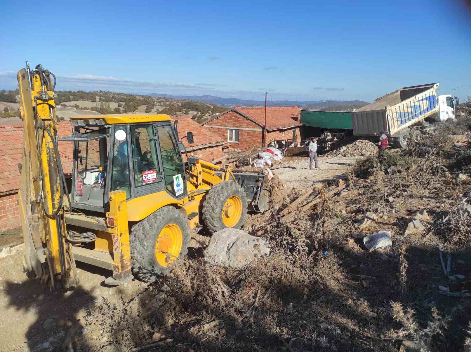 İvrindi’de yol, altyapı ve bakım çalışmalarında büyük adım
