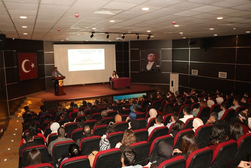 Cizre’de öğrenci tanılama ve yerleştirme süreci için bilgilendirme toplantısı yapıldı
