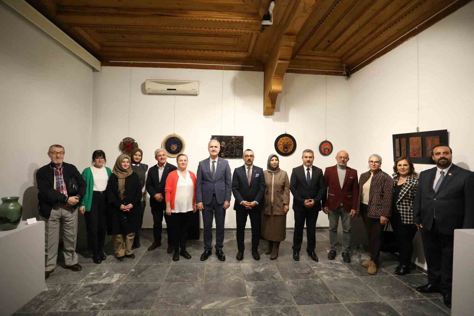 Geleneksel kapı tokmakları sergisi Kent Müzesinde görücüye çıktı
