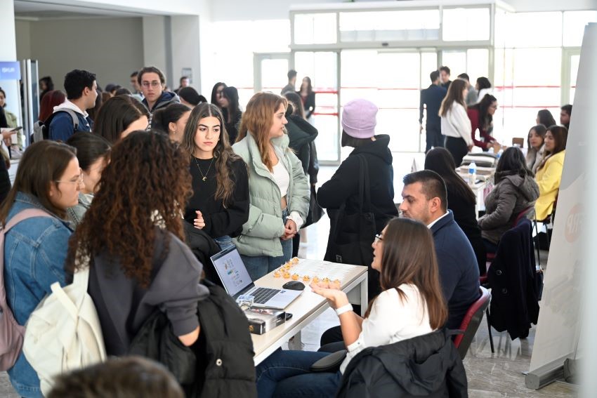 Uşak Üniversitesi Kariyer Günü’24 yoğun ilgi gördü
